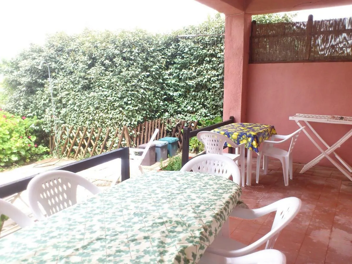 Fronte Mare Apartment Isola Rossa Italy